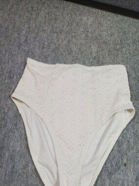 Old Navy High-Waisted Eyelet Bikini Swim Bottoms White Small